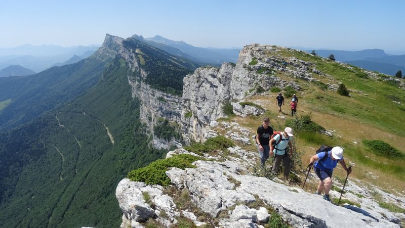 Groupe en montée sur les crêtes
